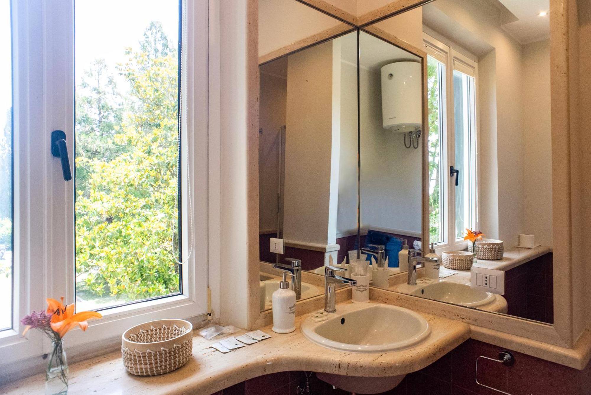 Hero's Garden Relais Aparthotel Rome